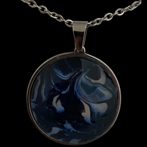 Navy, Peach, and White Fluid Art Necklace - Picture 1 of 1